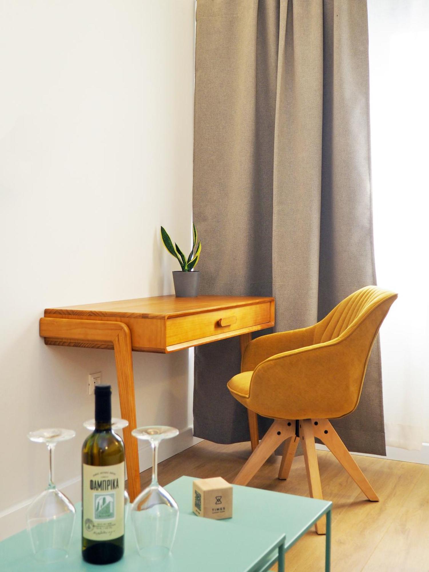 Times Elegant Rooms 에르무폴리 외부 사진
